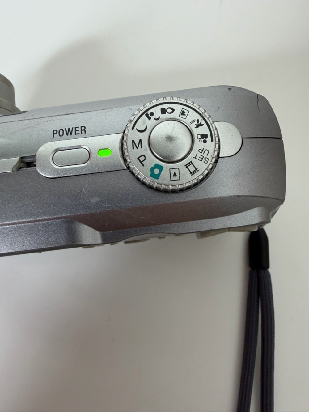 Sony Cyber-shot 5.1MP Digital Camera DSC-P93A Silver - TESTED & WORKING - Picture 10 of 16